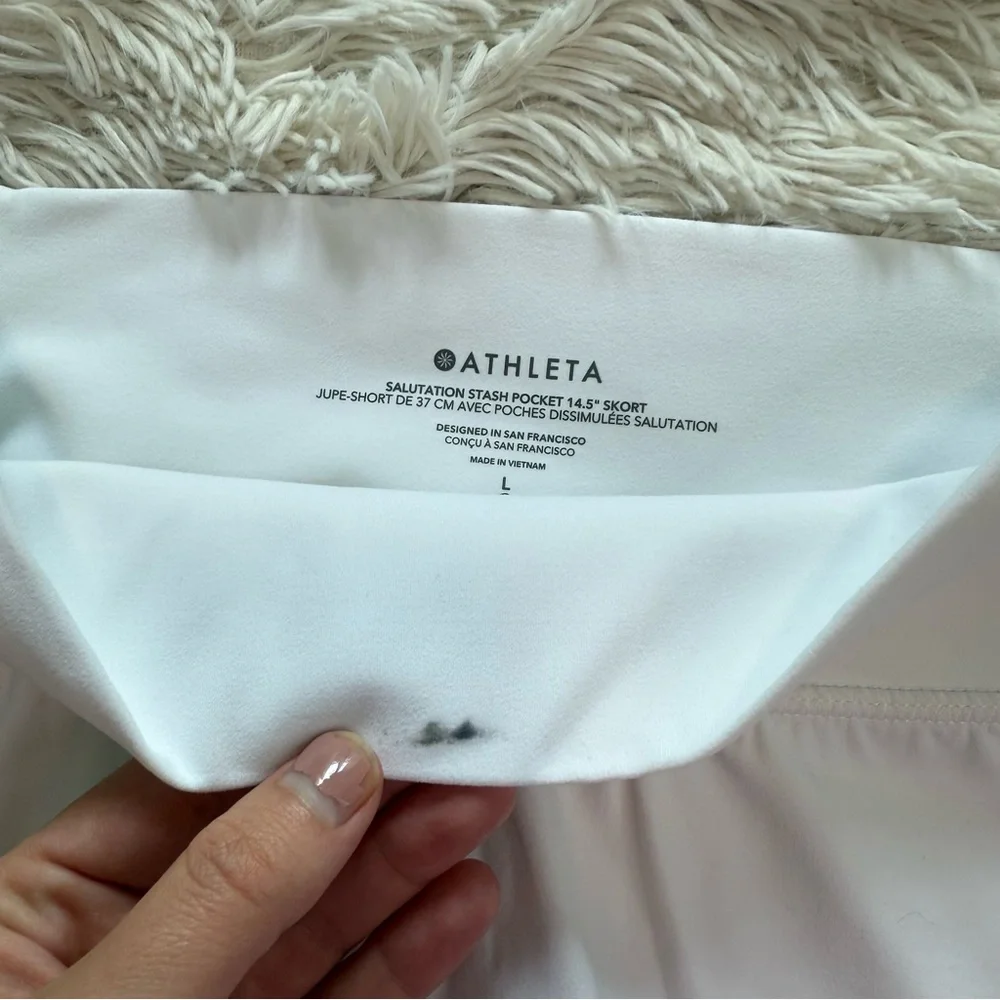 Athleta Bright White Salutation Stash Pocket 14.5” Skort Size Large